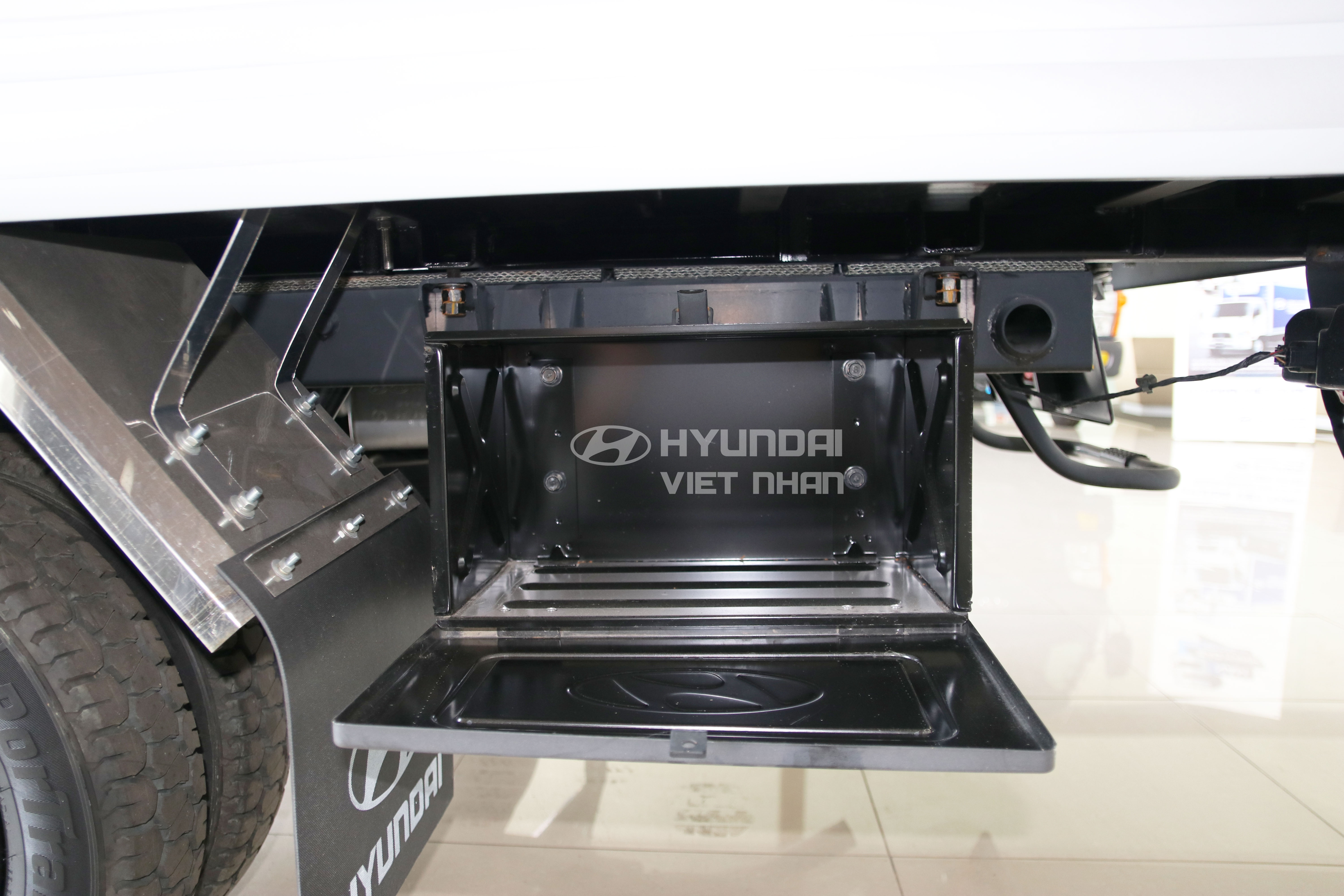 Cốp để đồ rộng rãi của Hyundai H150